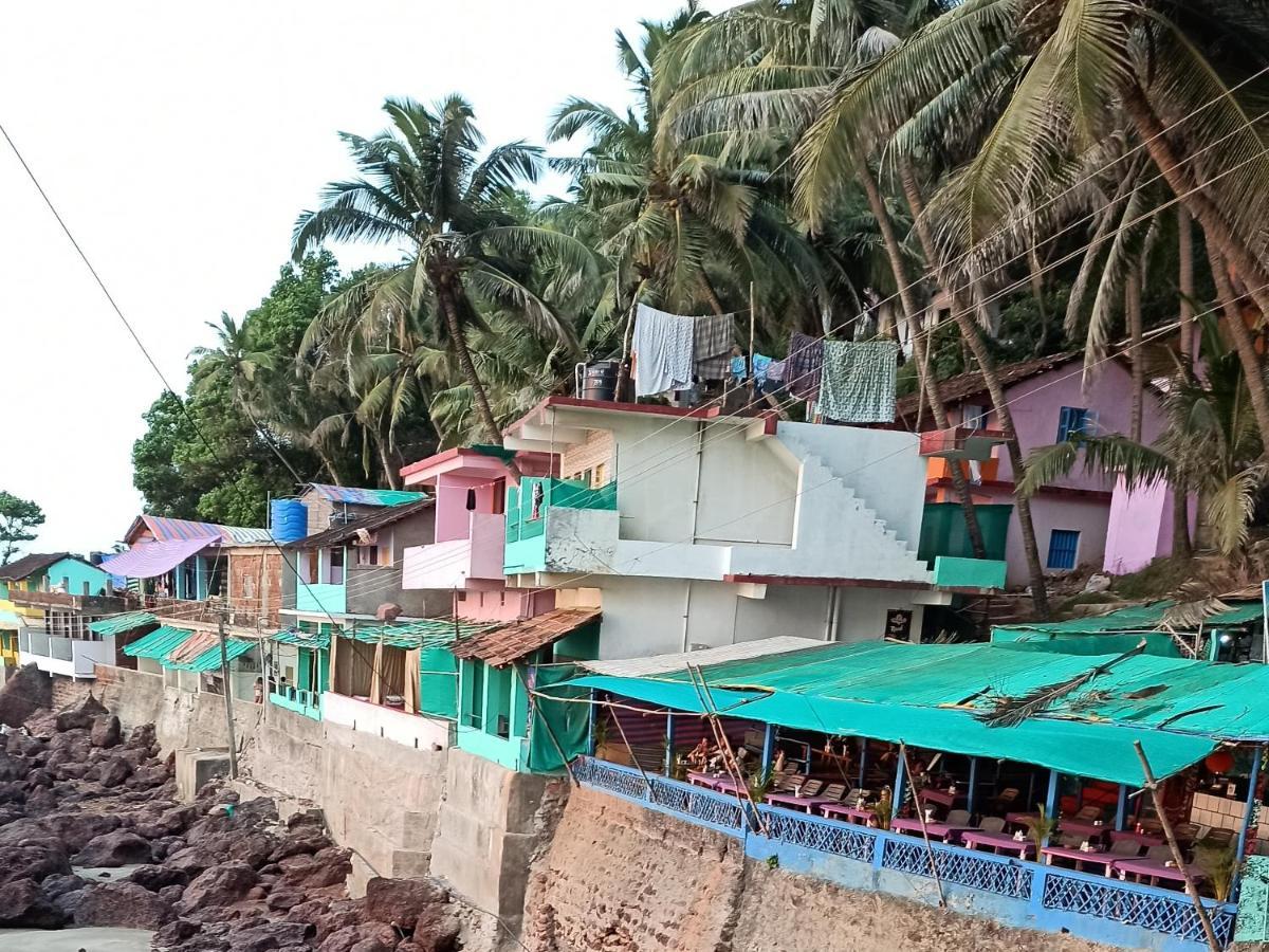 Om Ganesh Naik Guest House Arambol Luaran gambar